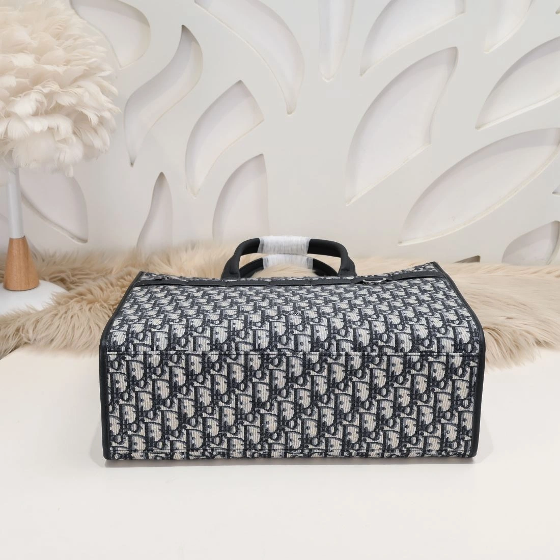 HighQuality Christian Dior Shopping Bags 91252