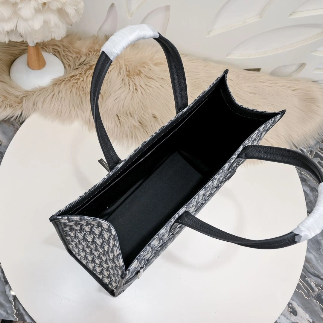 HighQuality Christian Dior Shopping Bags 91252