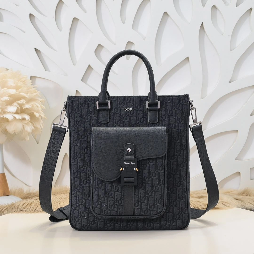 Christian Dior Shopping Bags EyeCatching 91175