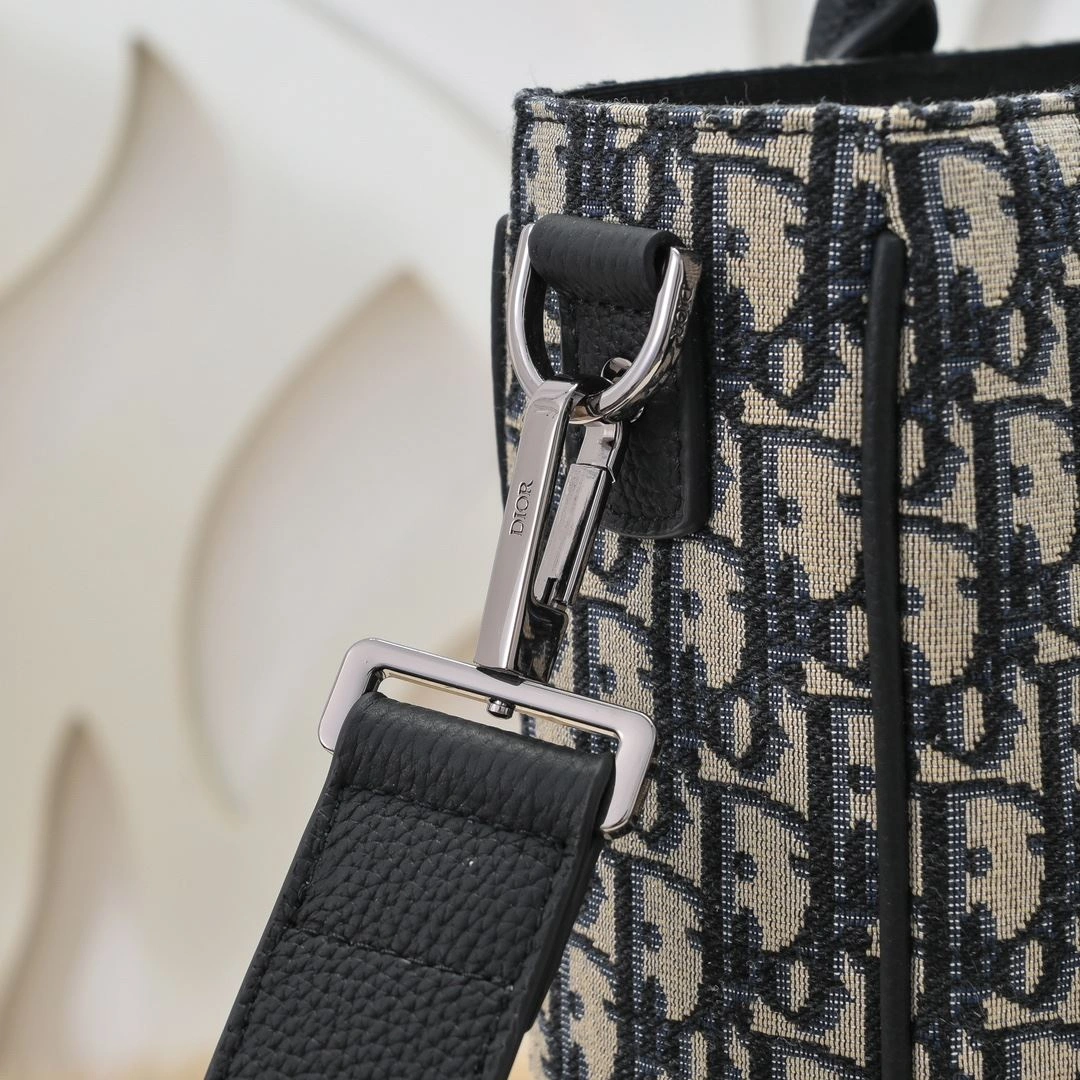 Christian Dior Shopping Bags Timeless 91213