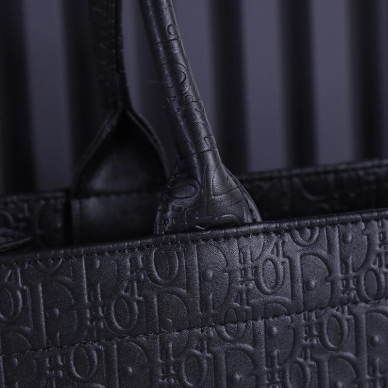 Compact Christian Dior Shopping Bags 87720