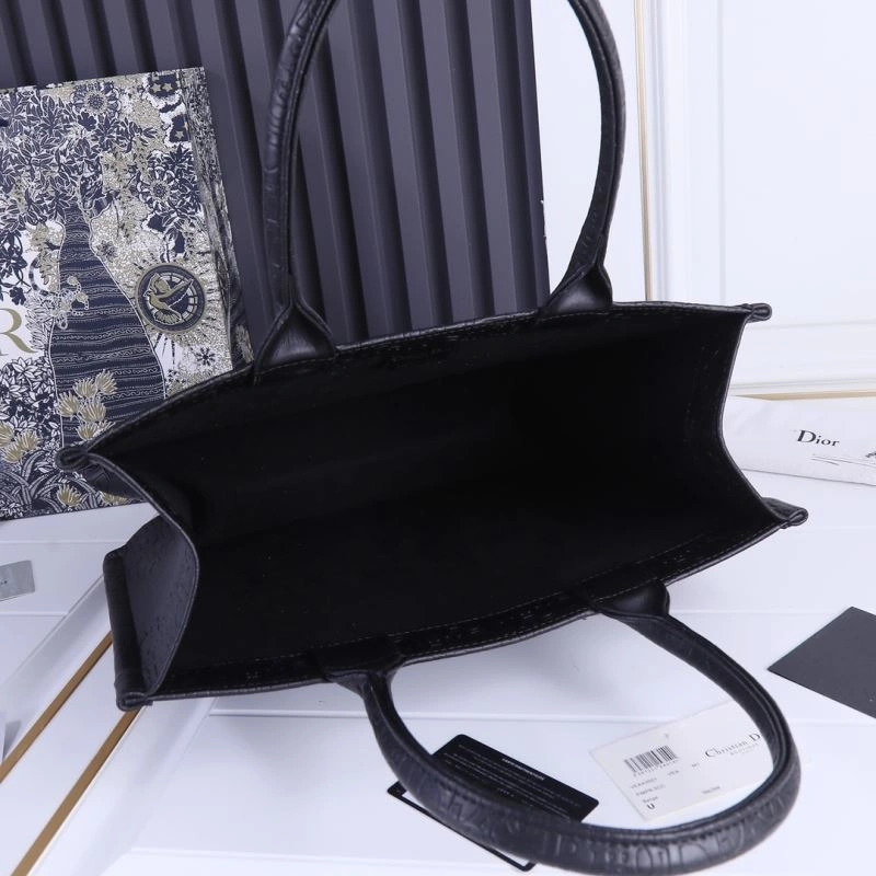 Compact Christian Dior Shopping Bags 87720