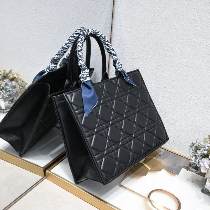 Sustainable Christian Dior Shopping Bags 87726