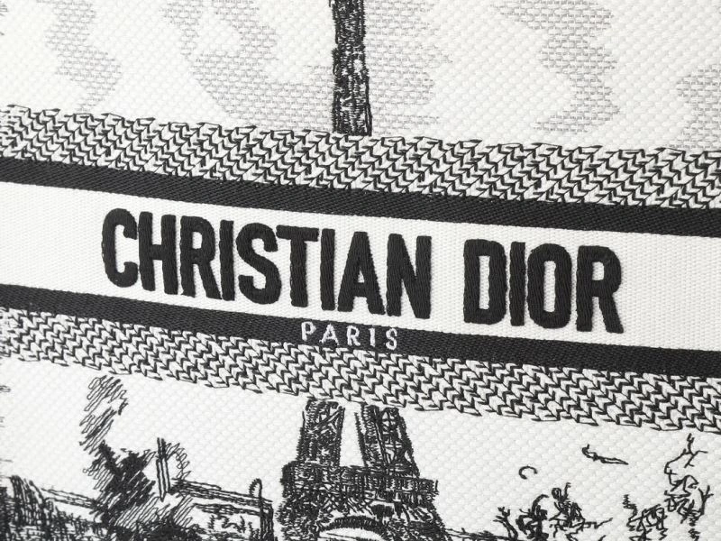 Christian Dior Shopping Bags Bright 87725