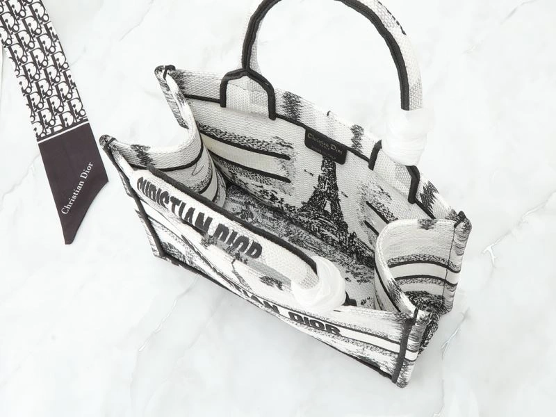 Christian Dior Shopping Bags Bright 87725