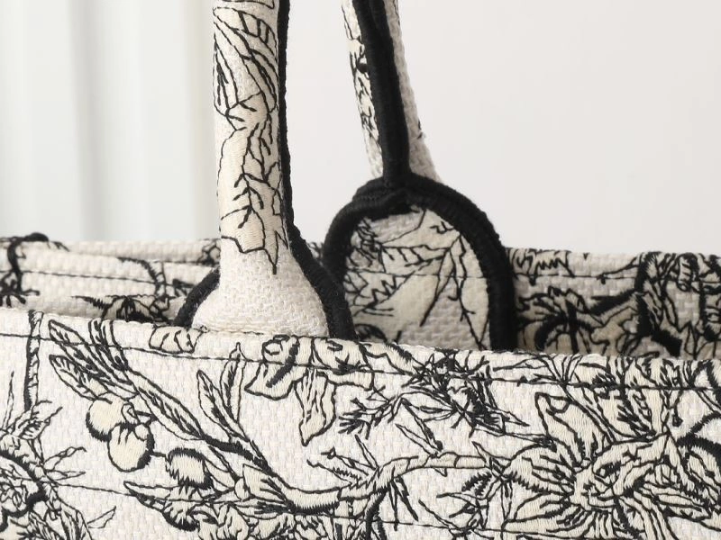 Christian Dior Shopping Bags Contemporary 87716