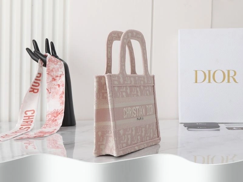 Christian Dior Shopping Bags Fashionable 87704