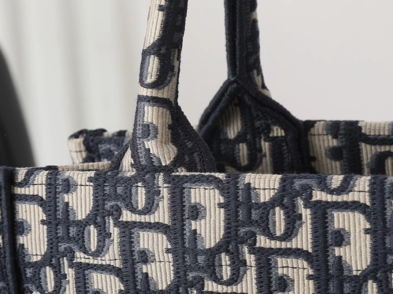 Elegant Christian Dior Shopping Bags 87693