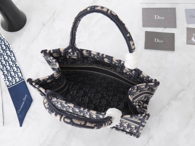 Elegant Christian Dior Shopping Bags 87693