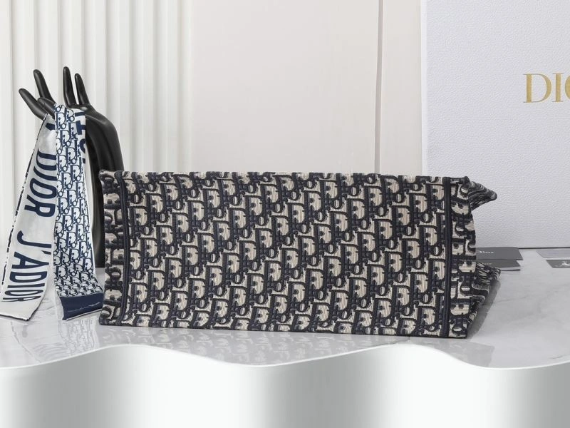 Bright Christian Dior Shopping Bags 78865