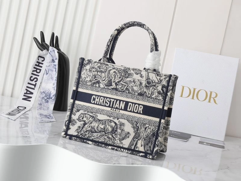 Versatile Christian Dior Shopping Bags 78984