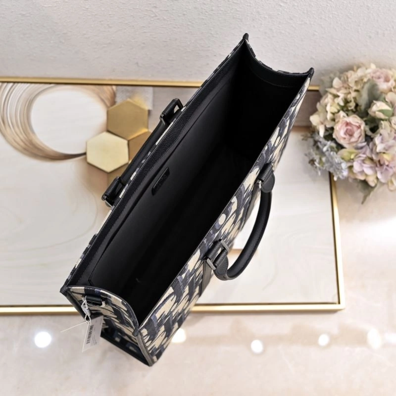 Sophisticated Christian Dior Shopping Bags 87688