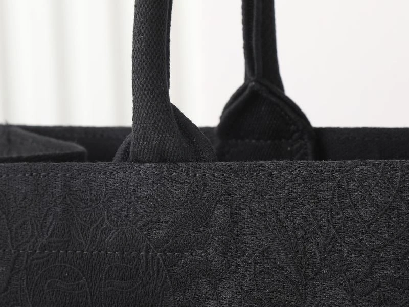 Cozy Christian Dior Shopping Bags 87679
