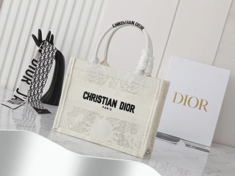 Christian Dior Shopping Bags Refined 87681