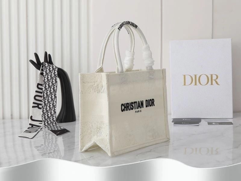 Christian Dior Shopping Bags Refined 87681