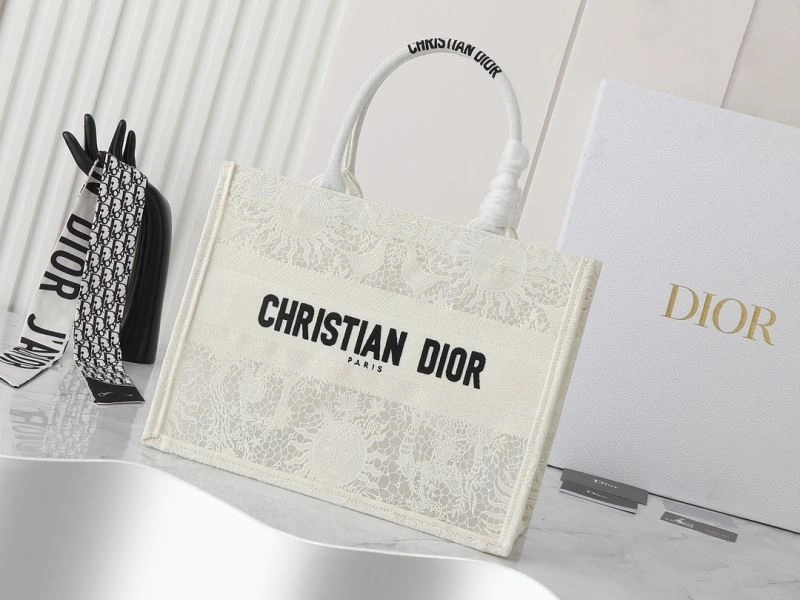 Sleek Christian Dior Shopping Bags 87677