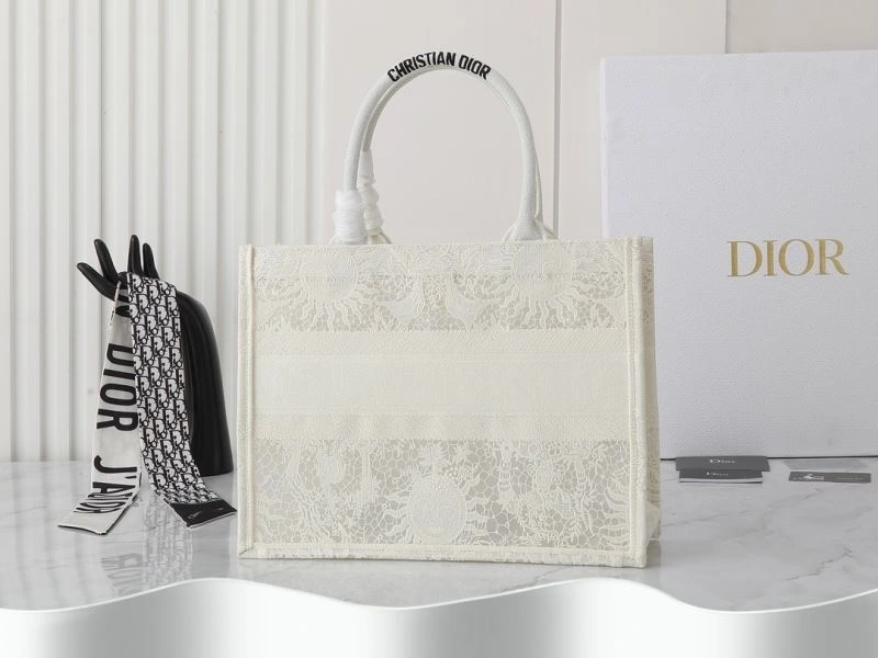 Sleek Christian Dior Shopping Bags 87677