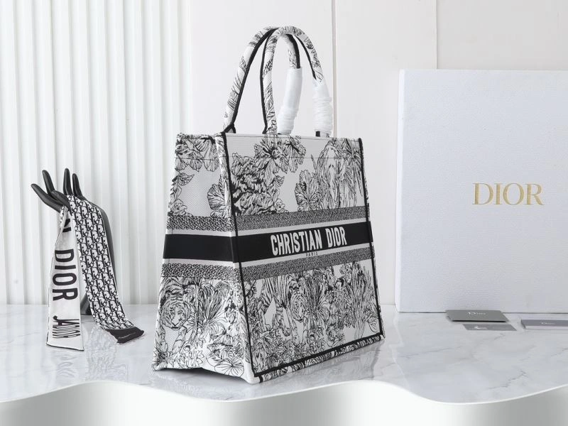 Lightweight Christian Dior Shopping Bags 87674