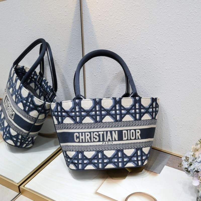 Lightweight Christian Dior Shopping Bags 87657