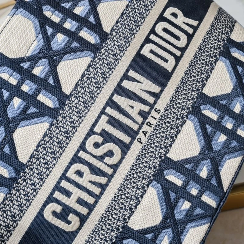 Lightweight Christian Dior Shopping Bags 87657