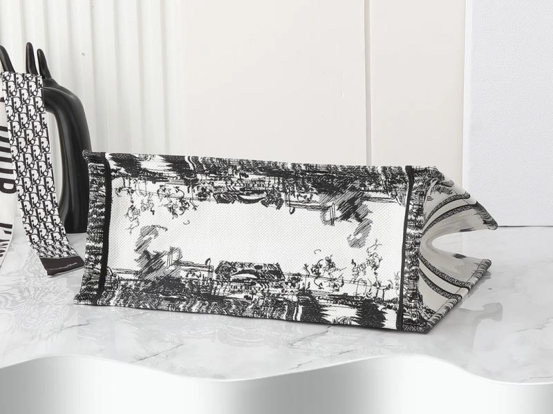 HighQuality Christian Dior Shopping Bags 87658