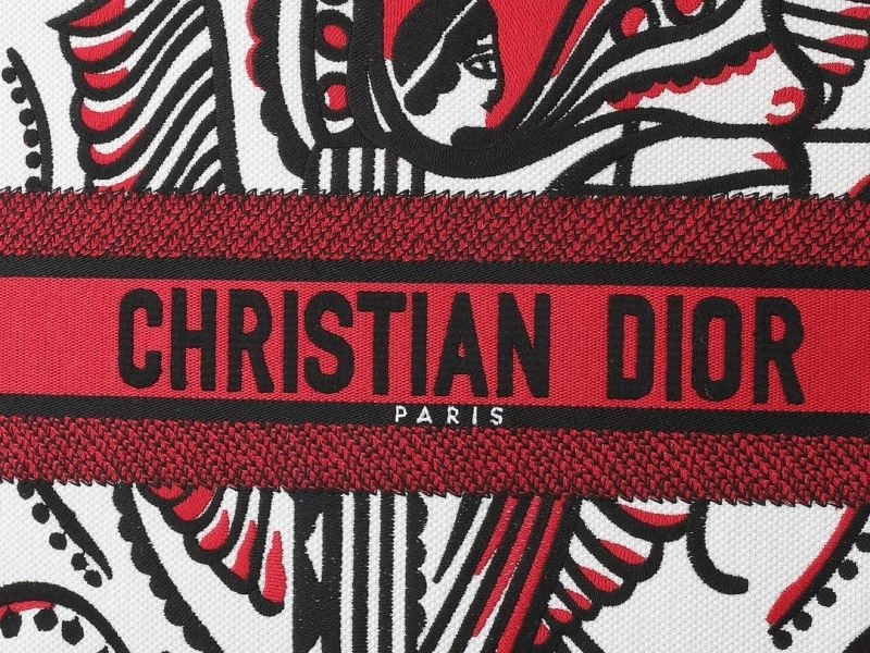 Christian Dior Shopping Bags ModernLook 87701