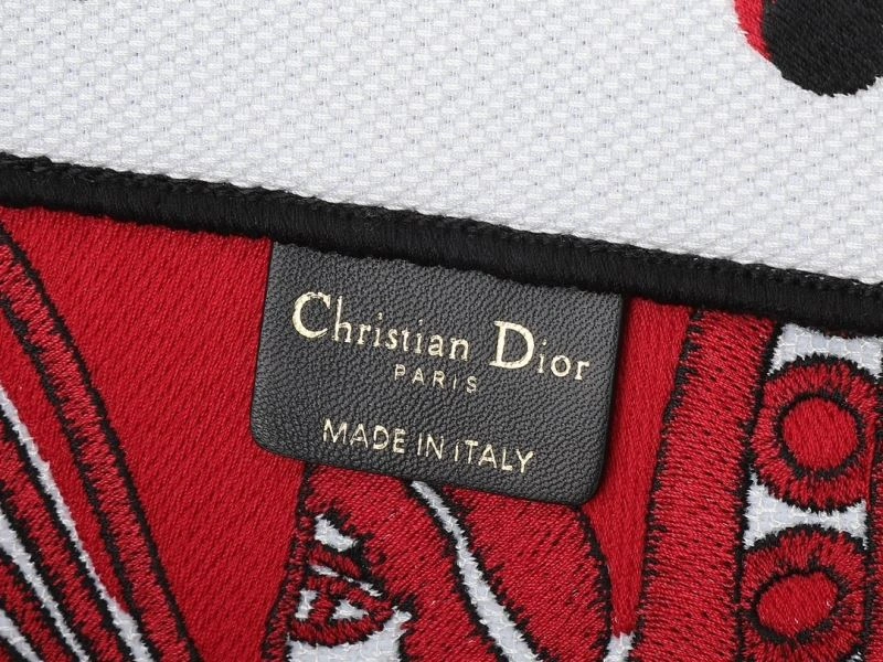 Christian Dior Shopping Bags ModernLook 87701