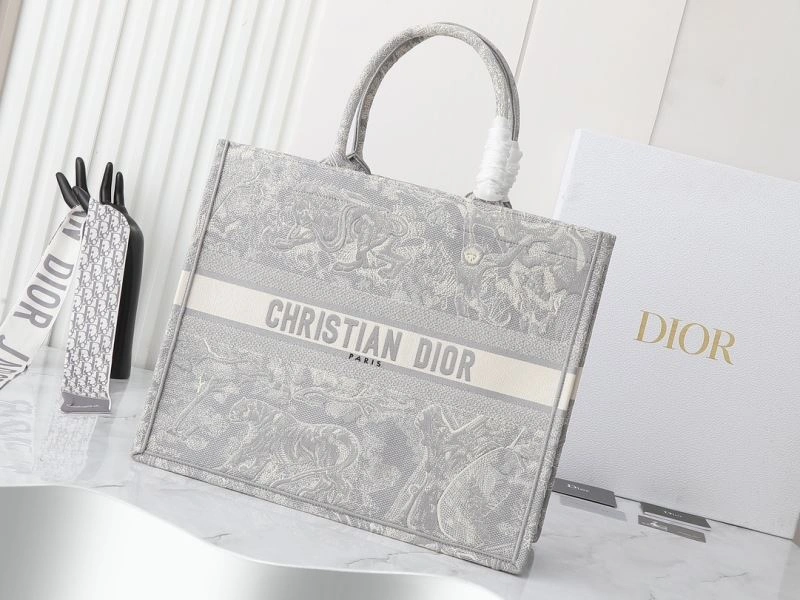Bright Christian Dior Shopping Bags 87650