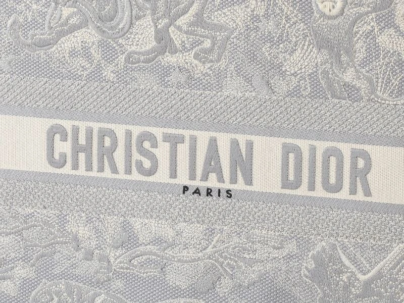 Bright Christian Dior Shopping Bags 87650