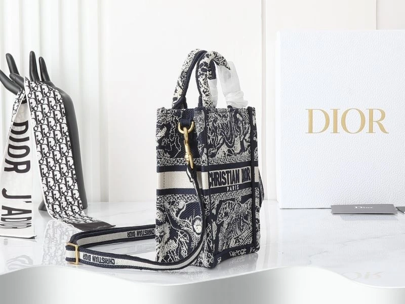 Christian Dior Shopping Bags Durable 87651