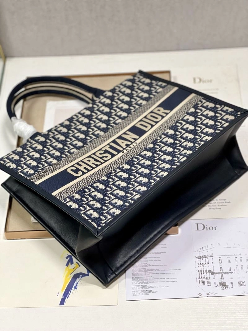 Sustainable Christian Dior Shopping Bags 76245