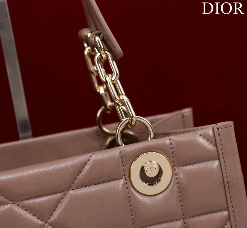 Christian Dior Shopping Bags Resilient 76248