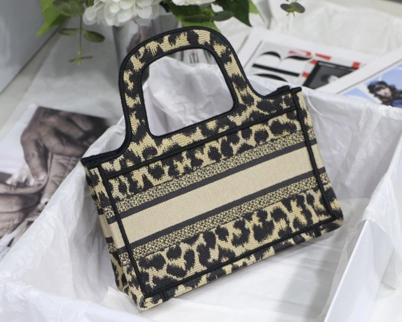 Versatile Christian Dior Shopping Bags 76261