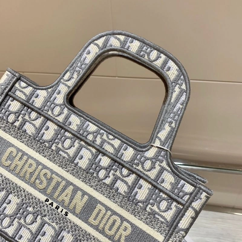 Timeless Christian Dior Shopping Bags 76258