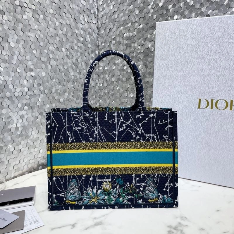 ModernLook Christian Dior Shopping Bags 76236