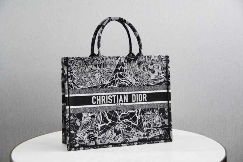 SportInspired Christian Dior Shopping Bags 76234