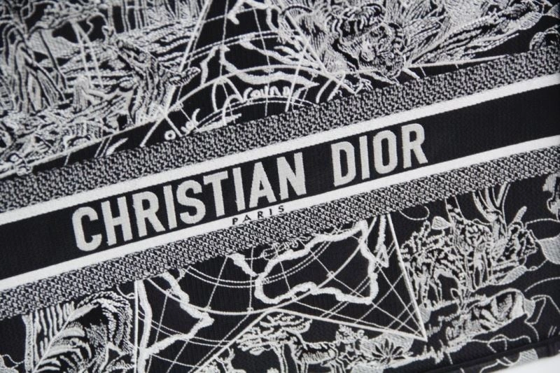 SportInspired Christian Dior Shopping Bags 76234