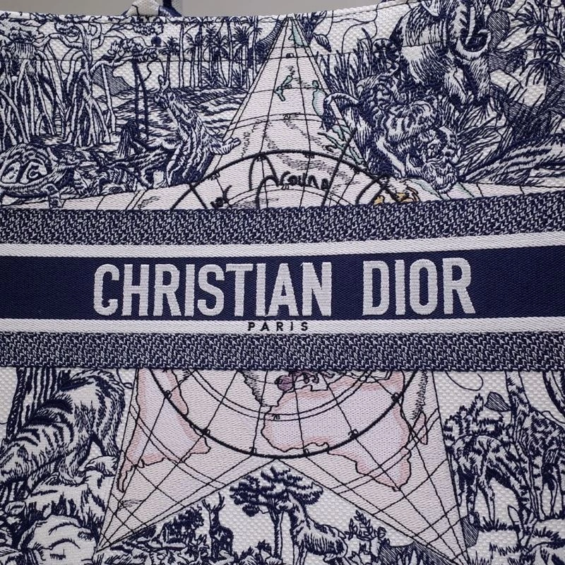 RelaxedFit Christian Dior Shopping Bags 76232