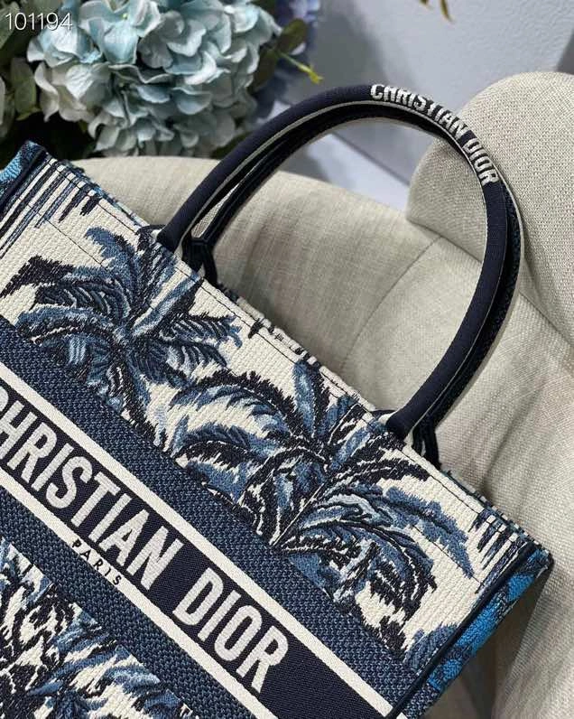 Christian Dior Shopping Bags Fashionable 76223