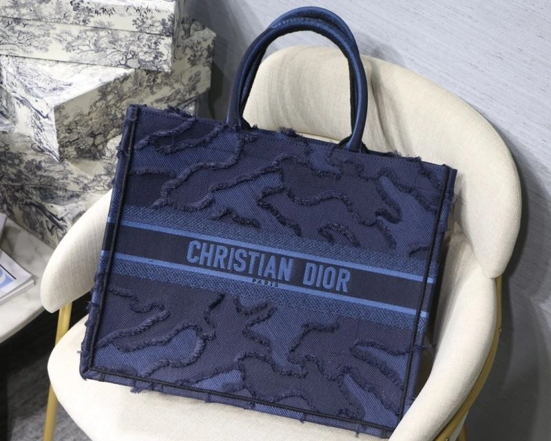 Vibrant Christian Dior Shopping Bags 76222
