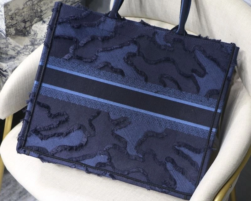 Vibrant Christian Dior Shopping Bags 76222