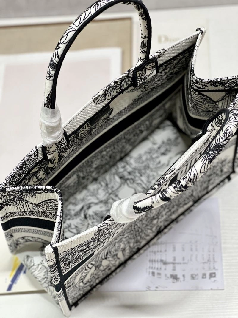Christian Dior Shopping Bags Sophisticated 76194