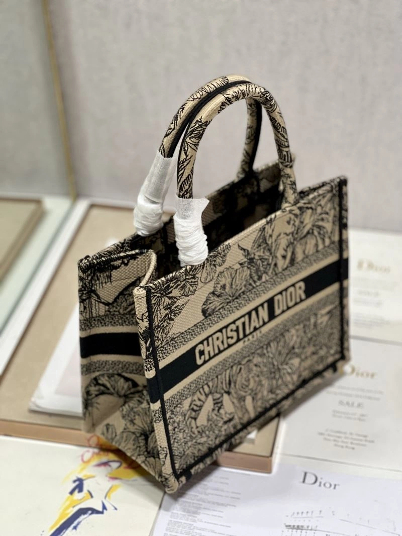 Casual Christian Dior Shopping Bags 76193