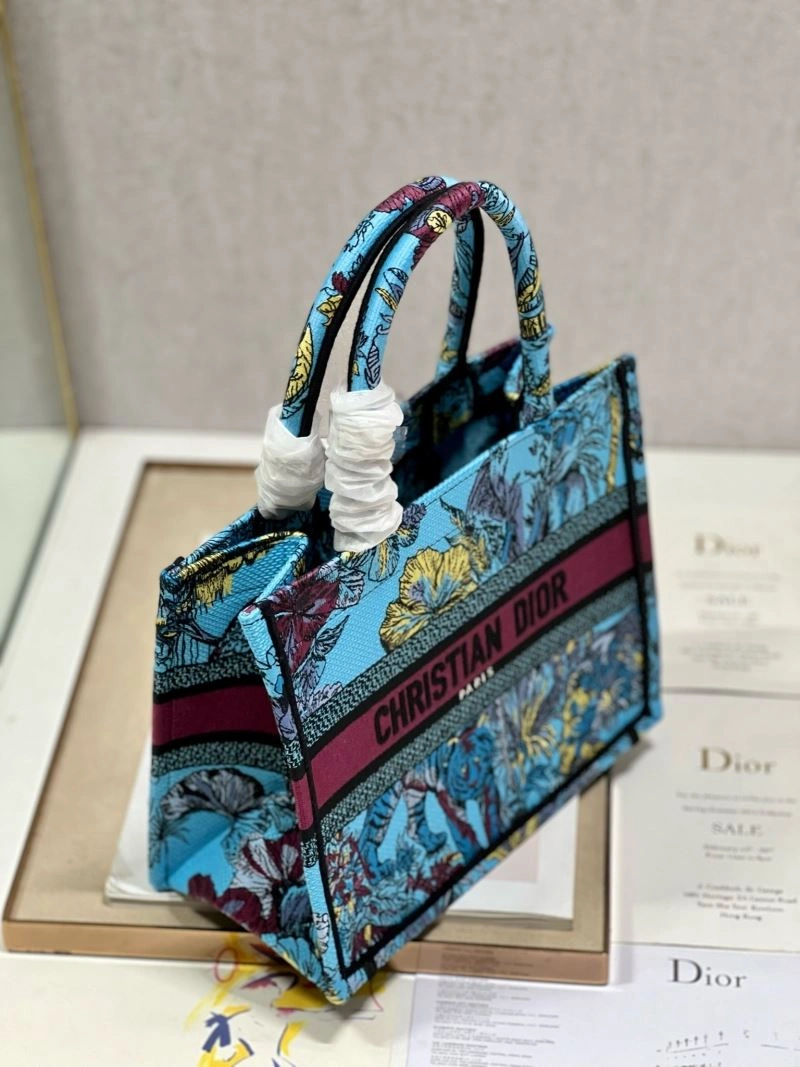 Christian Dior Shopping Bags FashionForward 76186