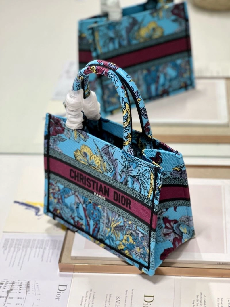 Christian Dior Shopping Bags FashionForward 76186