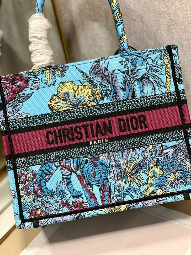 Christian Dior Shopping Bags FashionForward 76186
