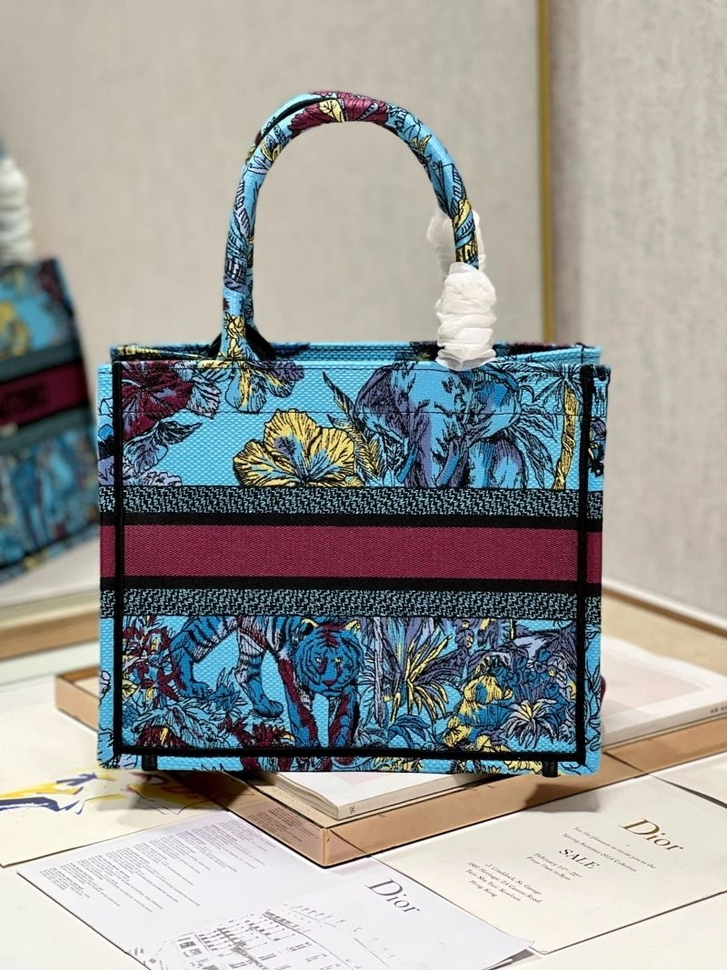 Christian Dior Shopping Bags FashionForward 76186
