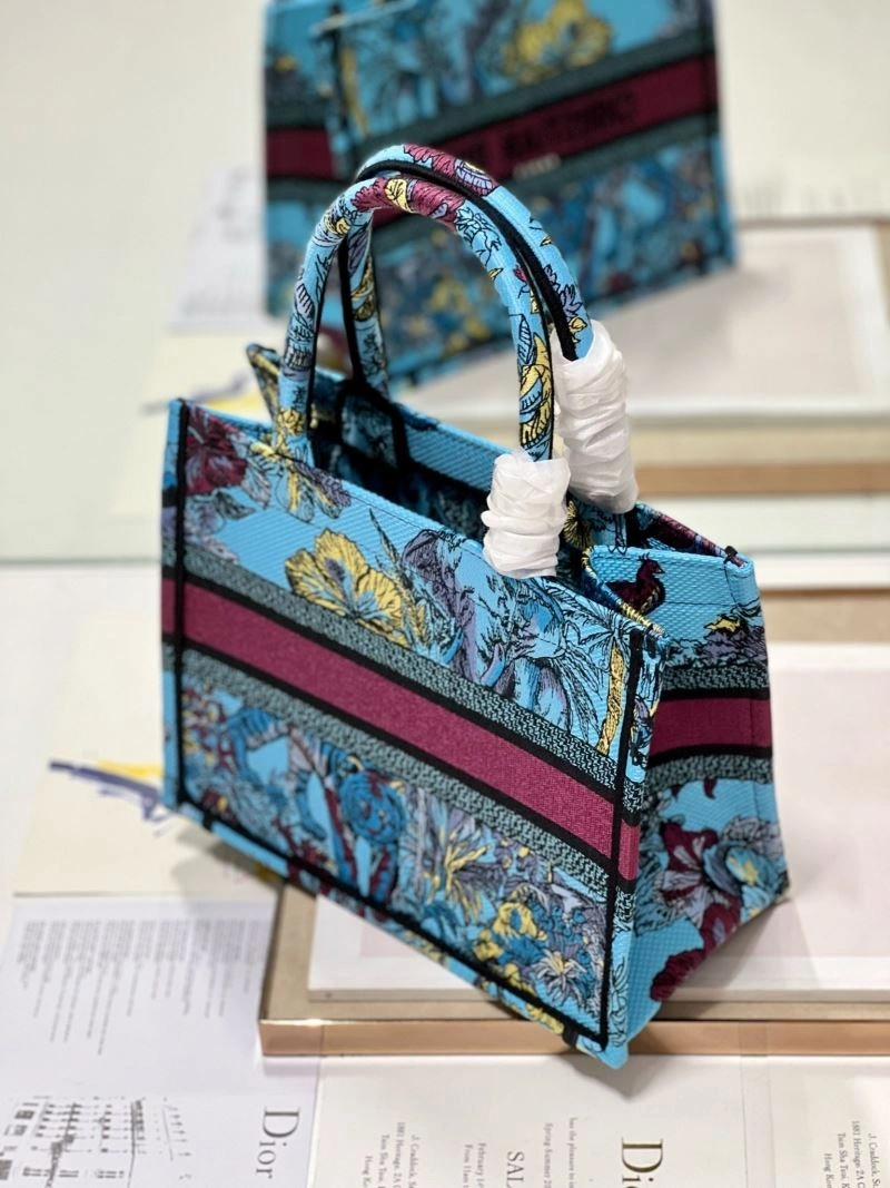 Christian Dior Shopping Bags FashionForward 76186
