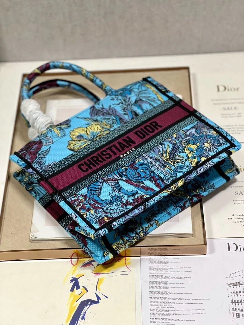 Christian Dior Shopping Bags FashionForward 76186