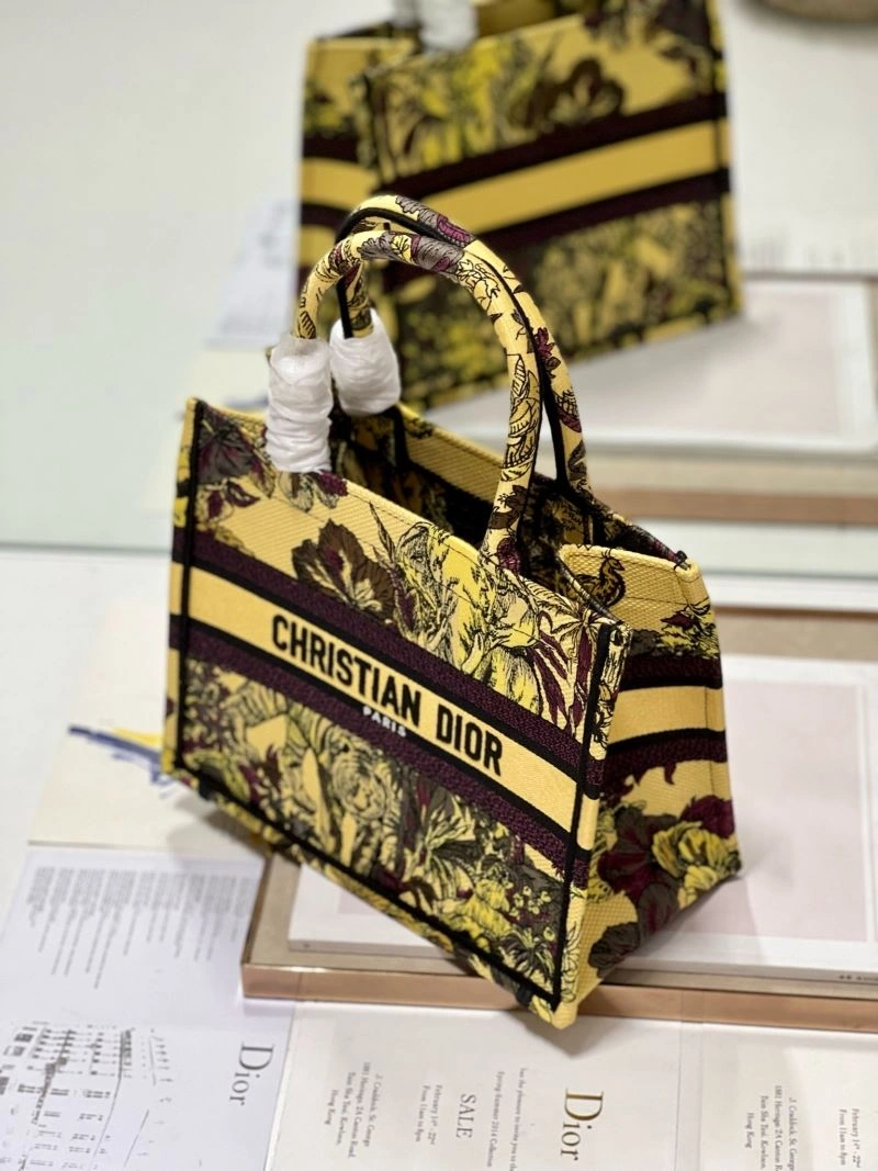 FreshLook Christian Dior Shopping Bags 76185